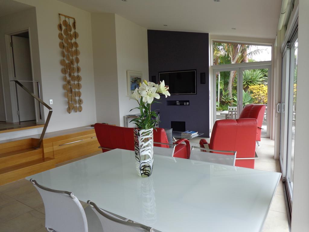 Nikau Apartments Waiheke Island Onetangi Экстерьер фото